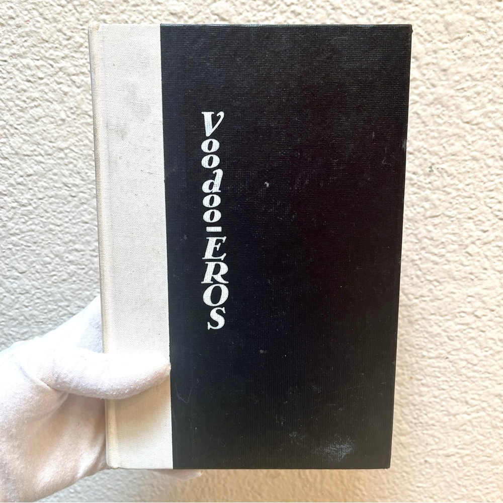 Voodoo EROS. Hardcover. 251 pages. Collectible Condition.
